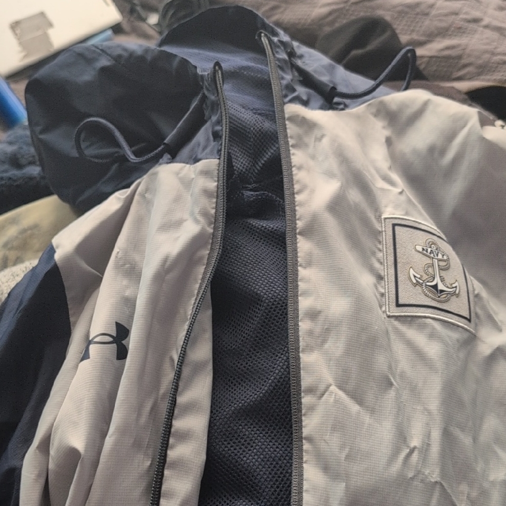 Under Armour Men's Dark Blue and Gray Raincoat